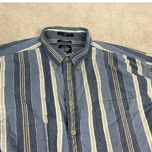 Dockers Men's Blue and White Striped Casual Shirt - Picture 2 of 10